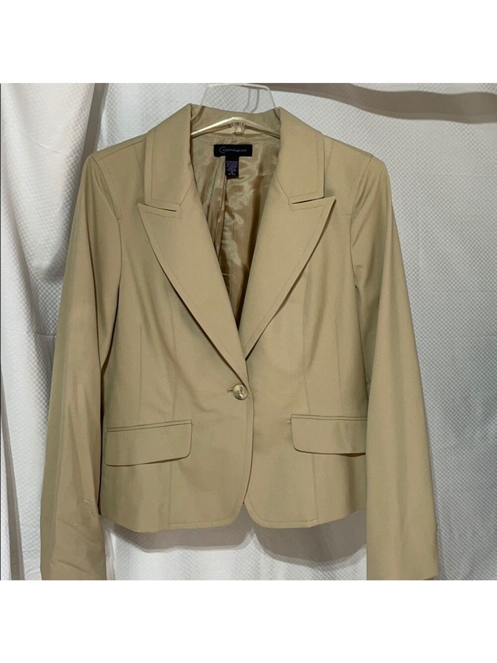 Context 10 tan fitted short jacket worn once